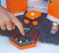 Circuit Explorer Deluxe Base Station