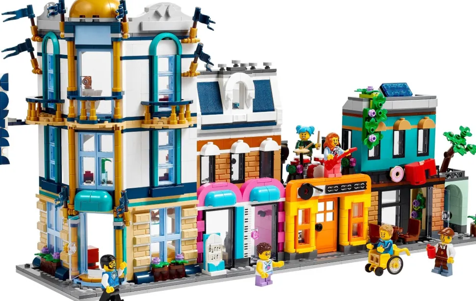 LEGO® 31141 Creator 3 In1 Main Street Model Building Set