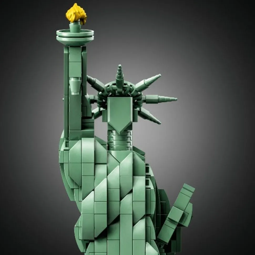 LEGO® Architecture Statue of Liberty Building Set 21042