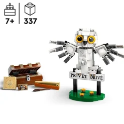 LEGO® Harry Potter™ Hedwig™ at 4 Privet Drive 76425