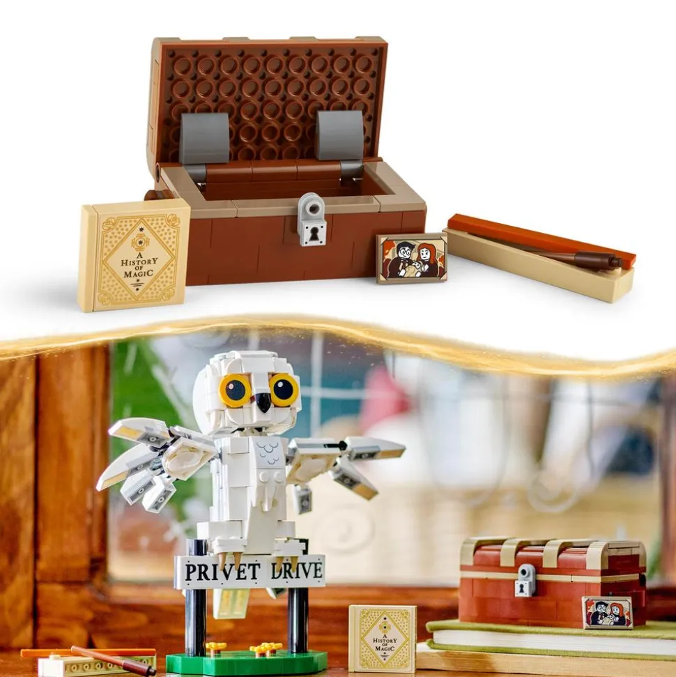 LEGO® Harry Potter™ Hedwig™ at 4 Privet Drive 76425