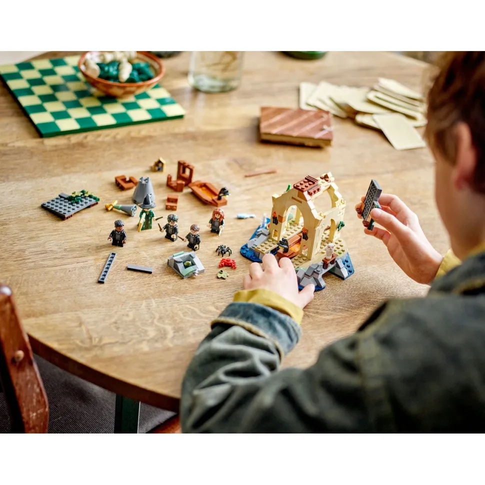 LEGO® Harry Potter™ Hogwarts™ Castle Boathouse 76426