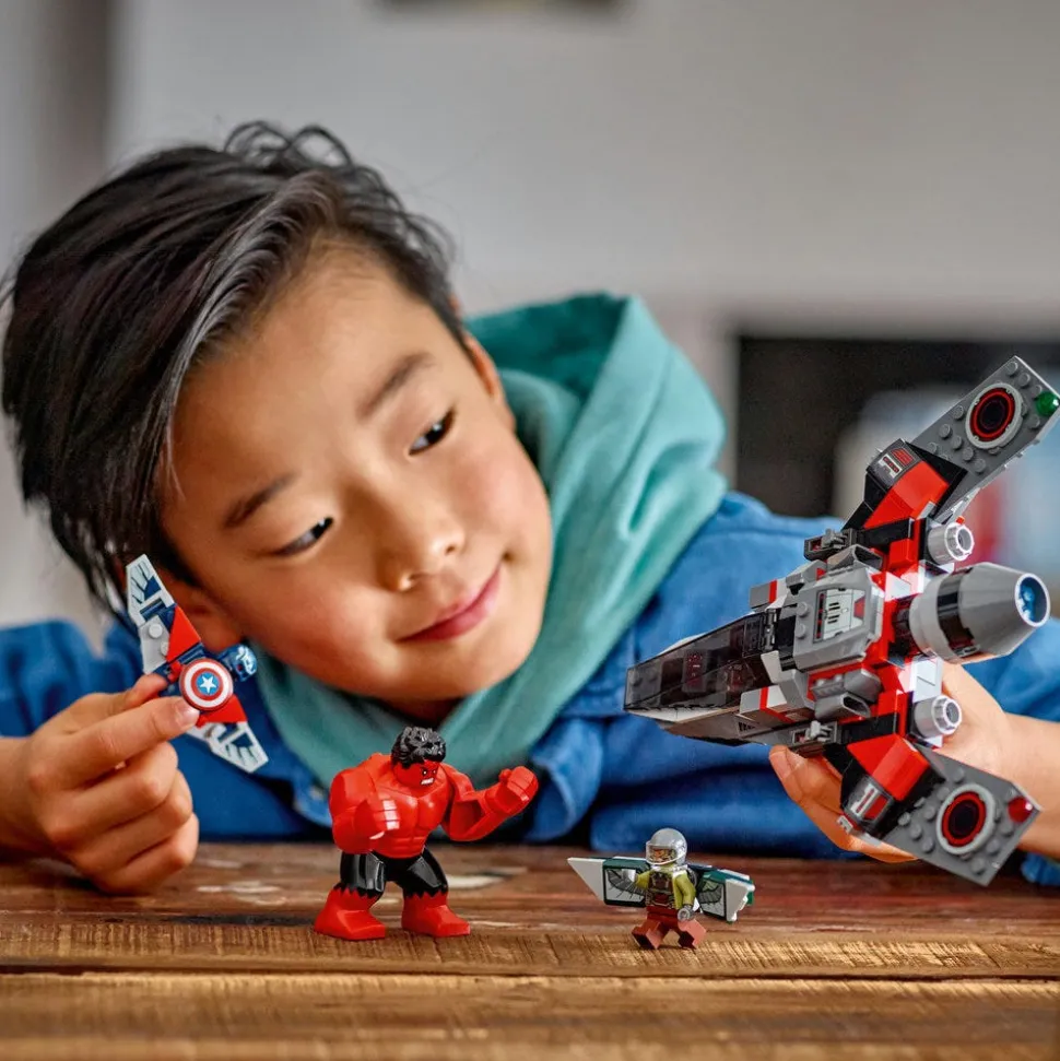 LEGO® Marvel Captain America vs. Red Hulk Battle Set 76292
