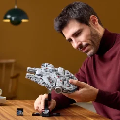LEGO® Star Wars™ Millennium Falcon™ Set 75375