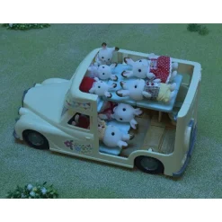 Sylvanian Families Family Campervan