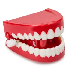 Tobar Clockwork Chattering Teeth
